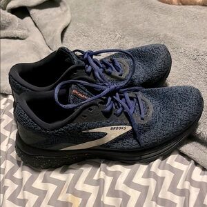 Brooks Navy and Black Athletic Sneakers